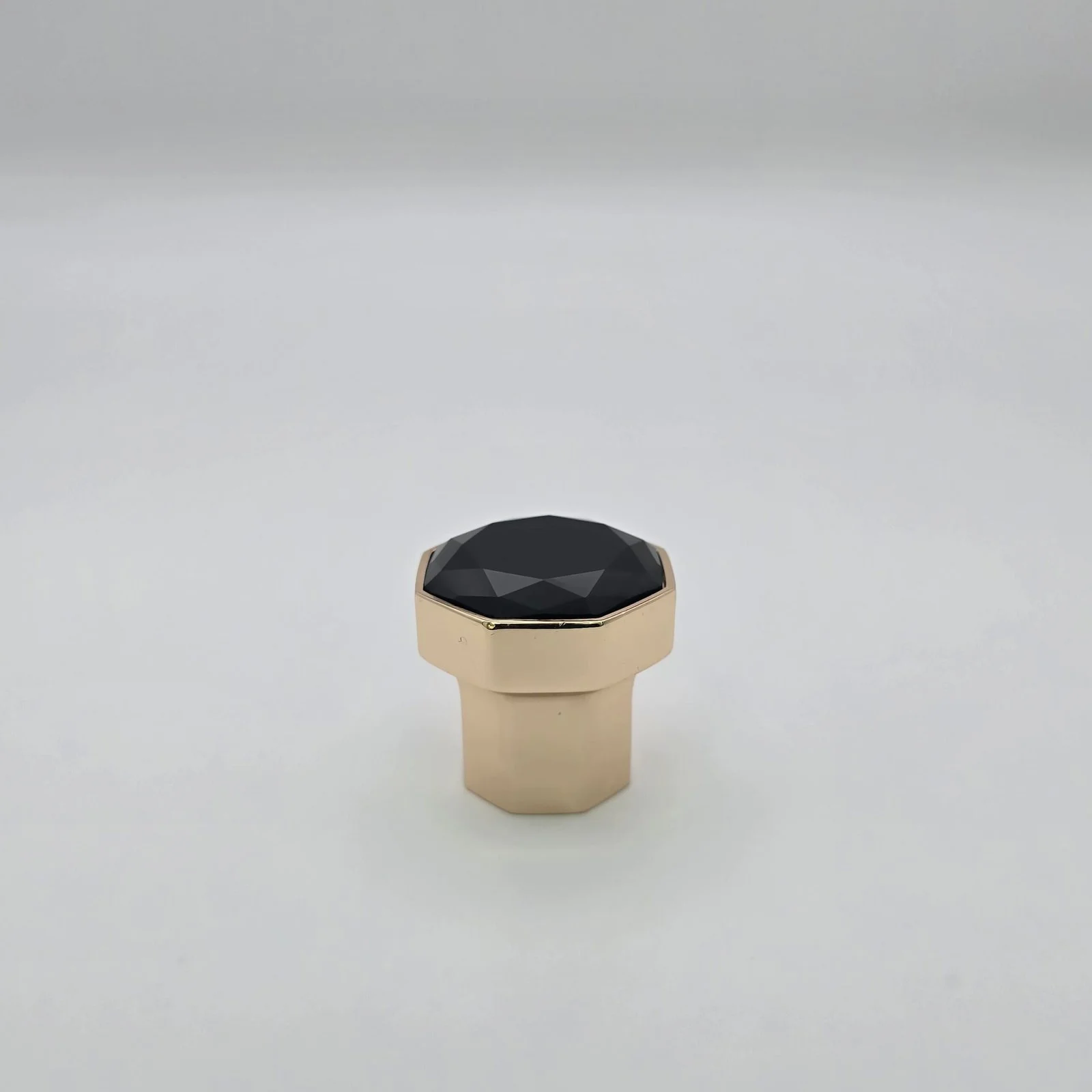 NS-15007A zamac cap