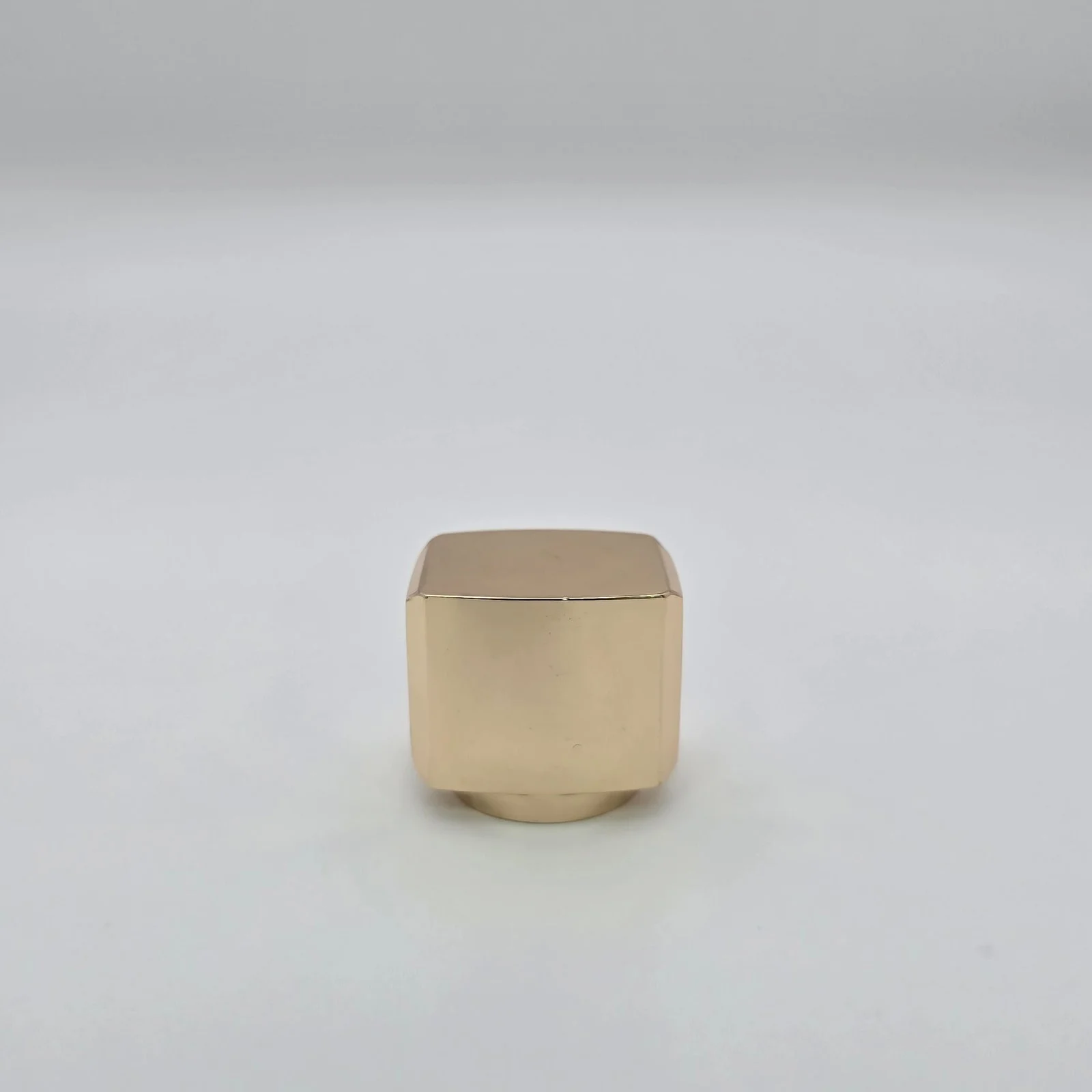 NS-15038 zamac cap
